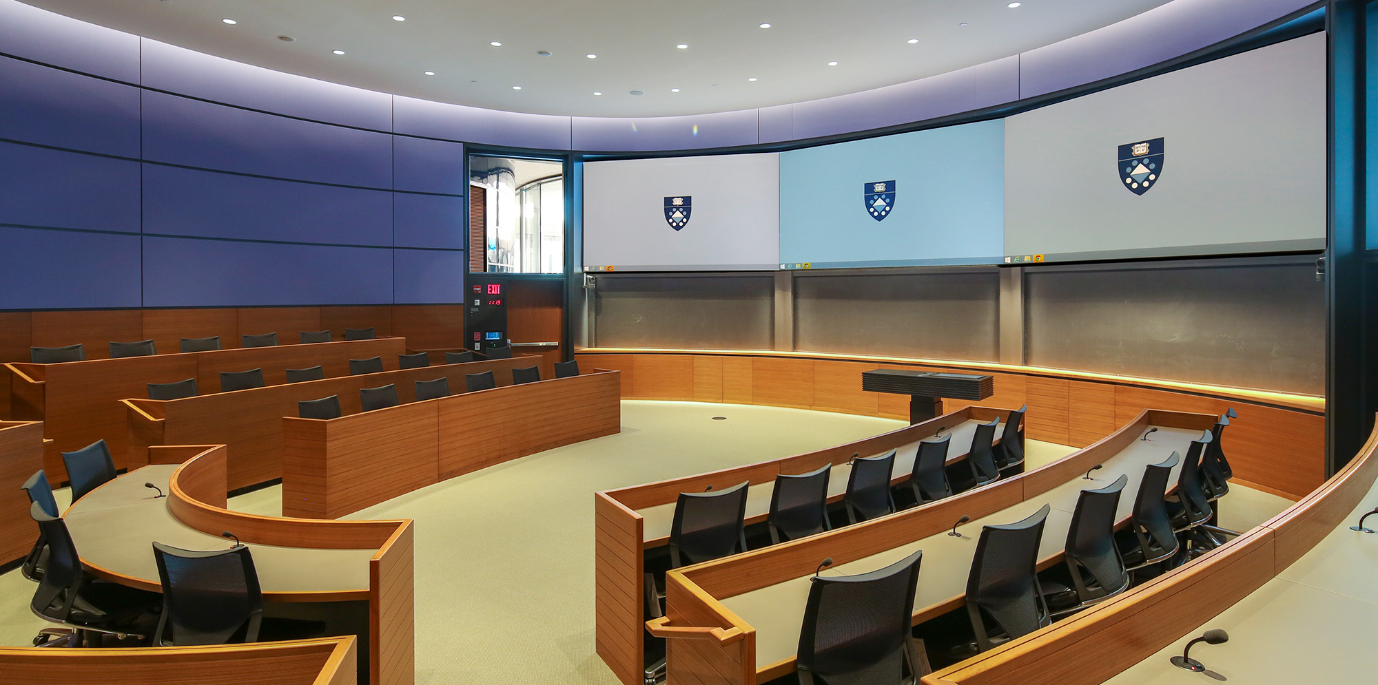 Yale school of management lecture room