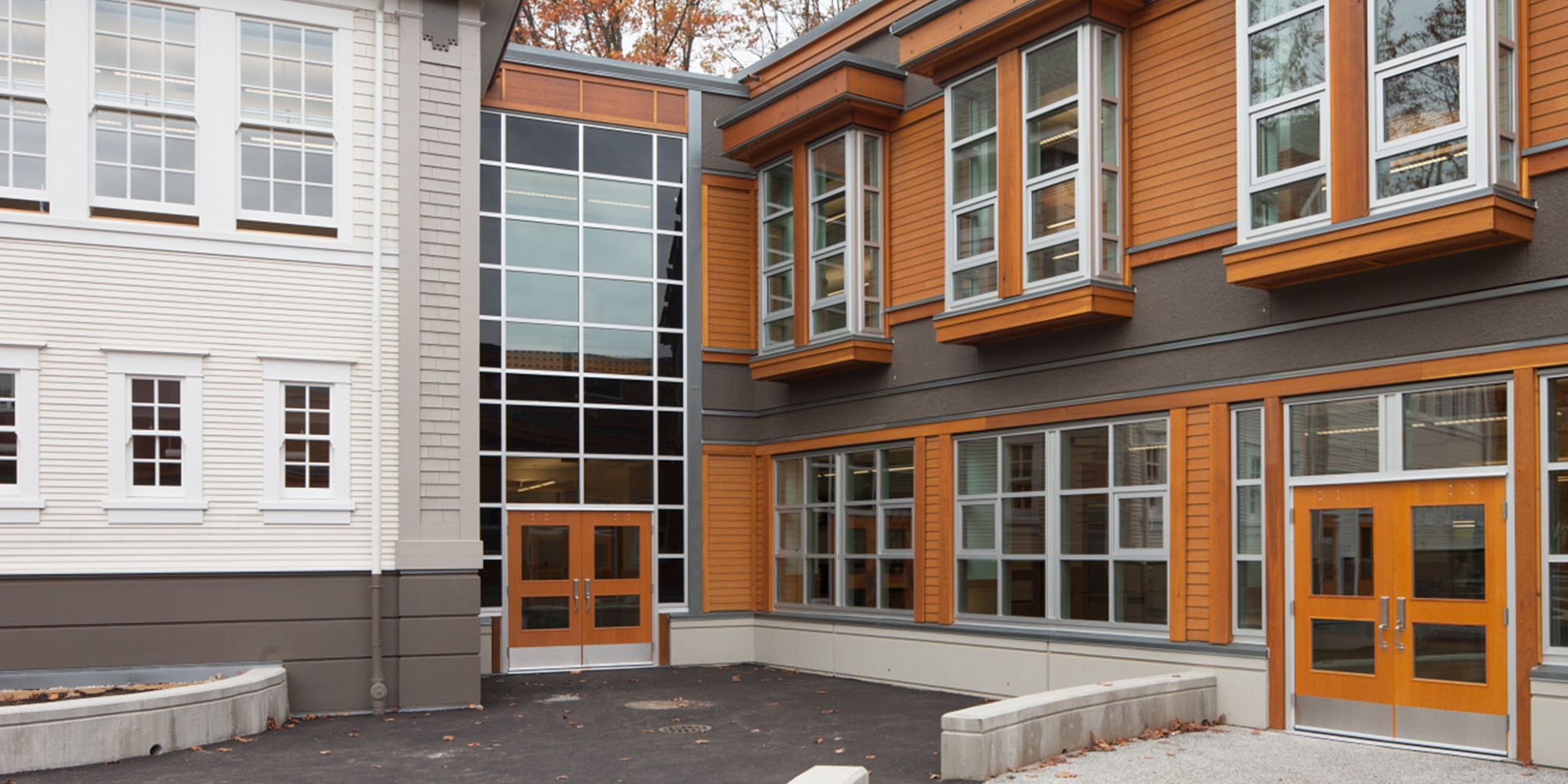 Exterior of Lord Kitchener Elementary School in Vancouver