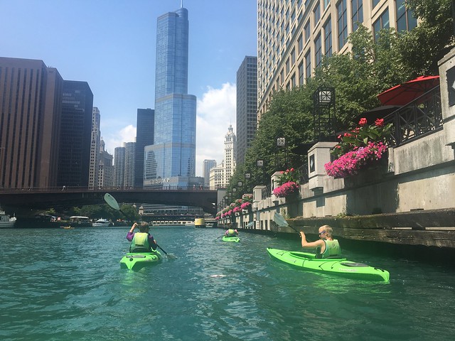 chicago river kayak