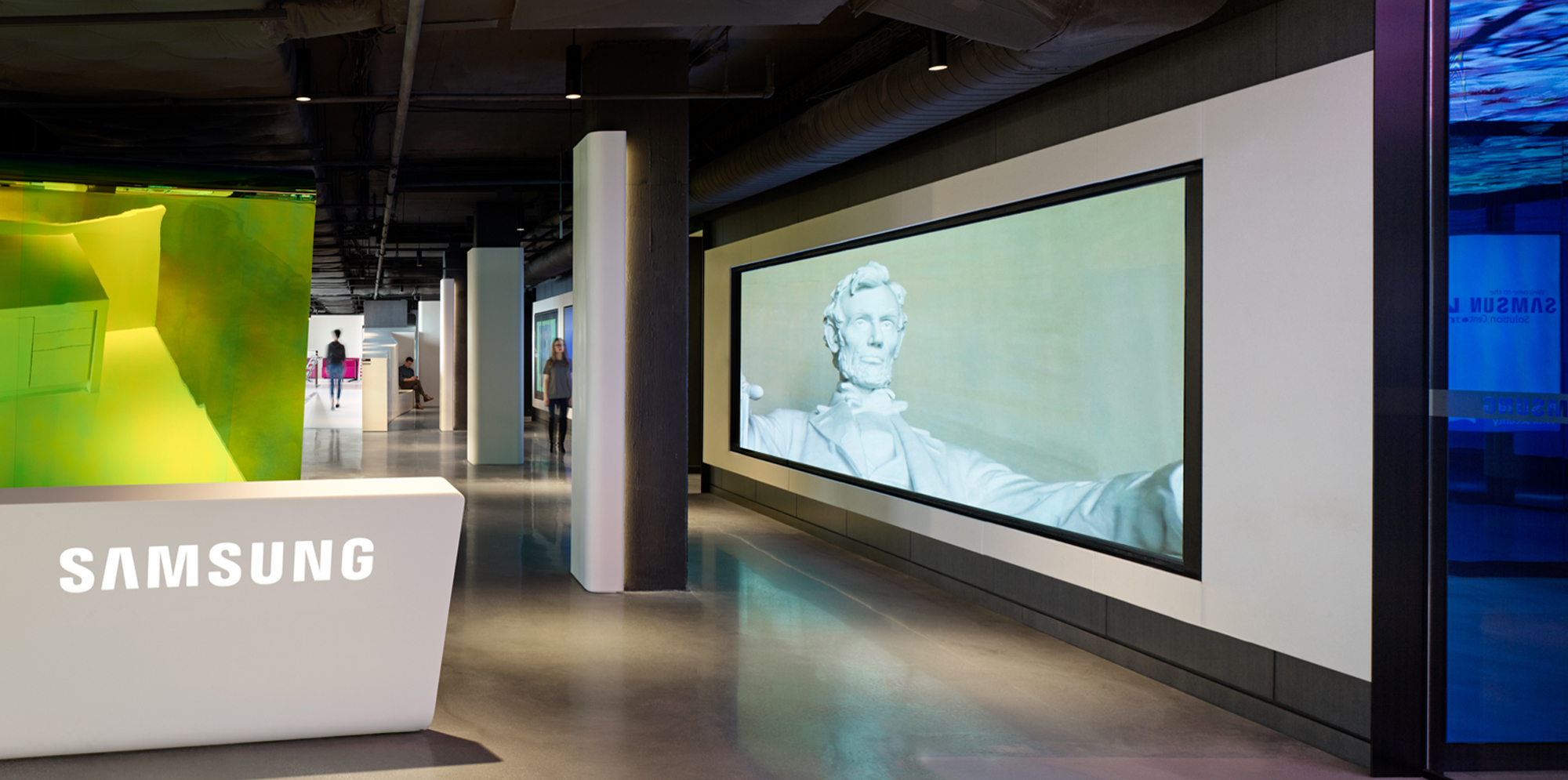 Image of Abraham Lincoln inside Samsung Solutions Center